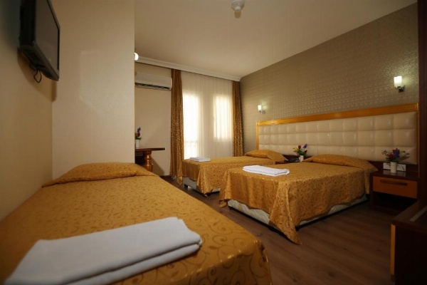 Kayalar Hotel image 29